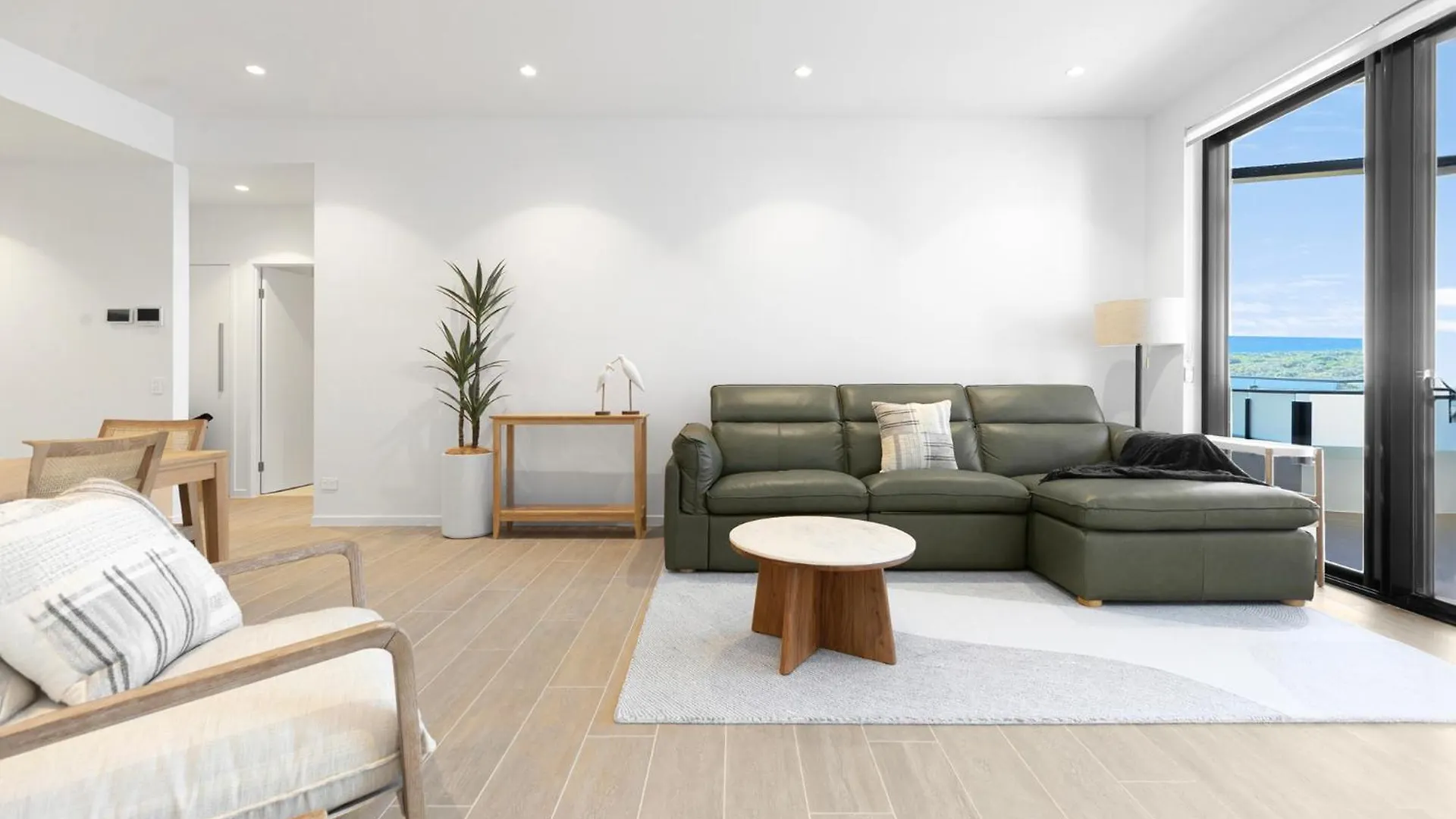 Zinc Bokarina Beach Apartment Kawana Waters