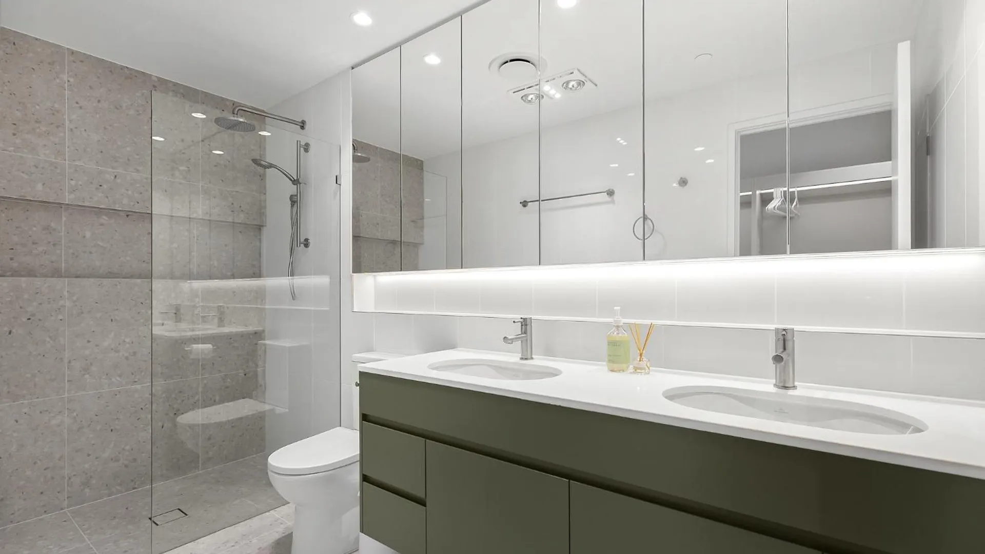 Zinc Bokarina Beach Apartment Kawana Waters