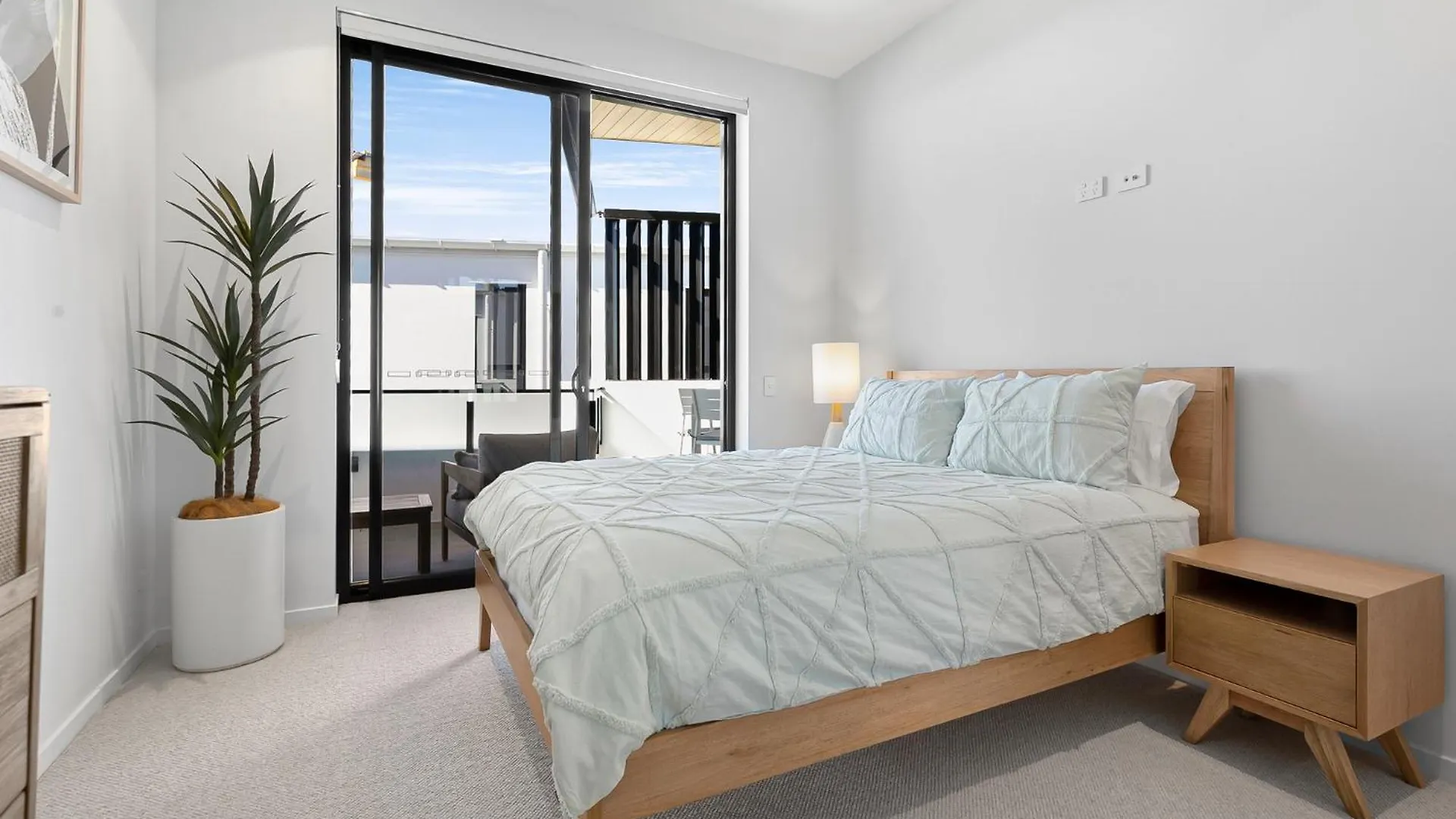 Zinc Bokarina Beach Apartment Kawana Waters 0*,