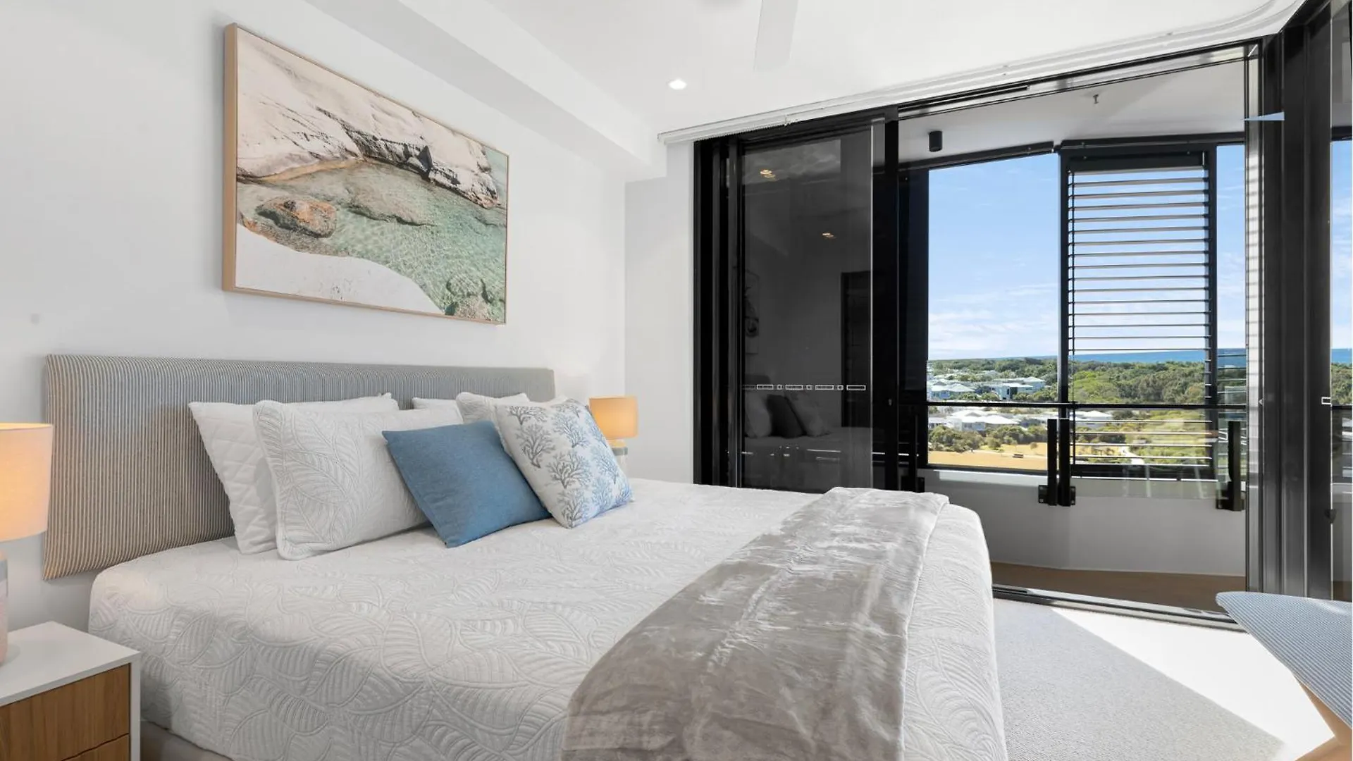 Zinc Bokarina Beach Apartment Kawana Waters 0*,