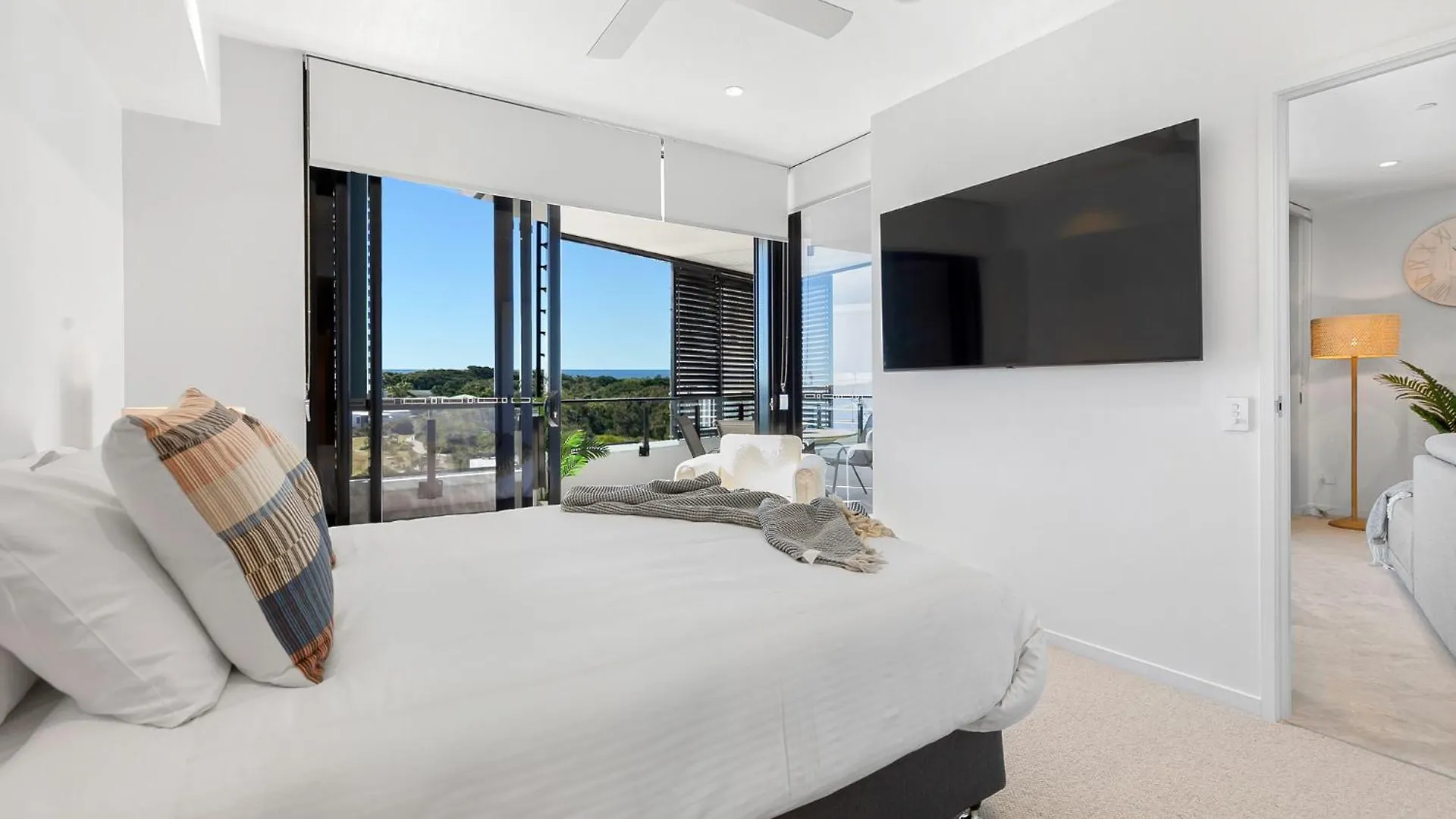 Zinc Bokarina Beach Apartment Kawana Waters