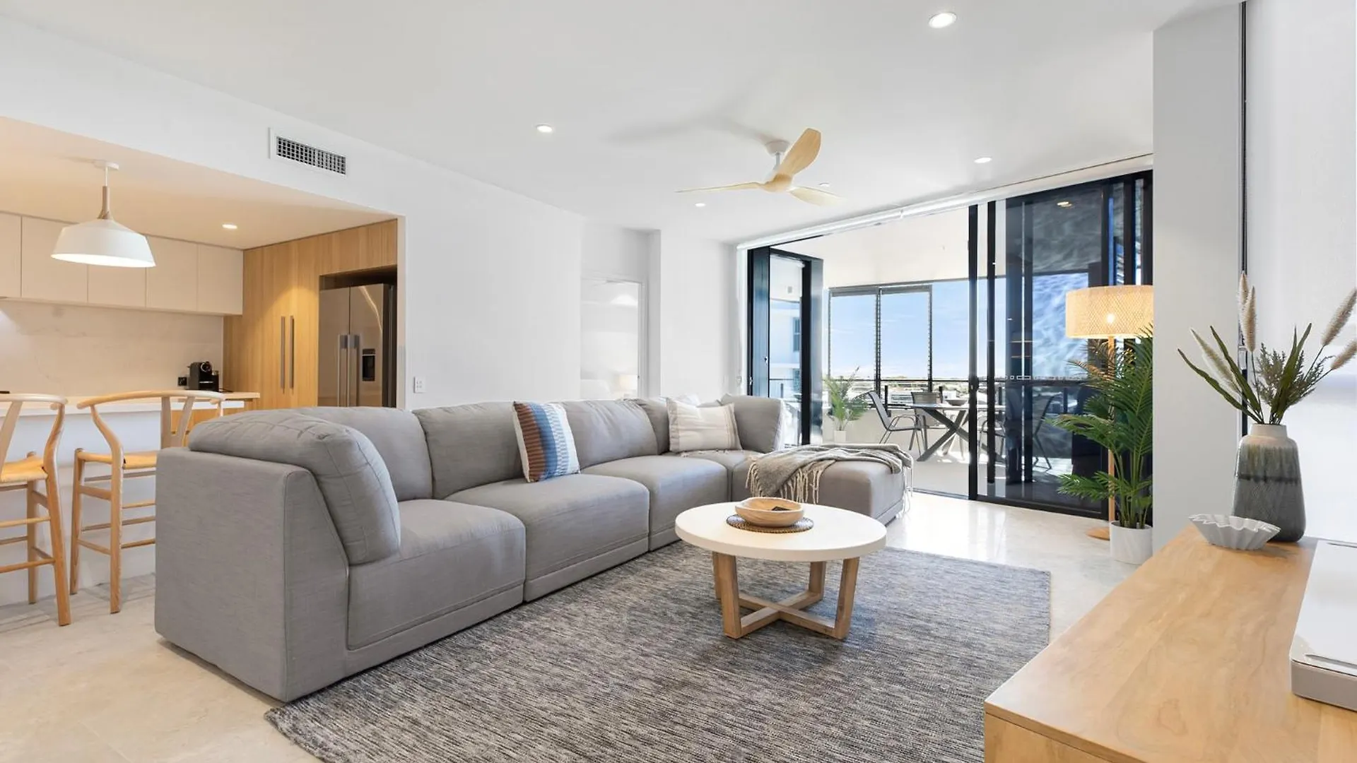 Zinc Bokarina Beach Apartment Kawana Waters 0*,