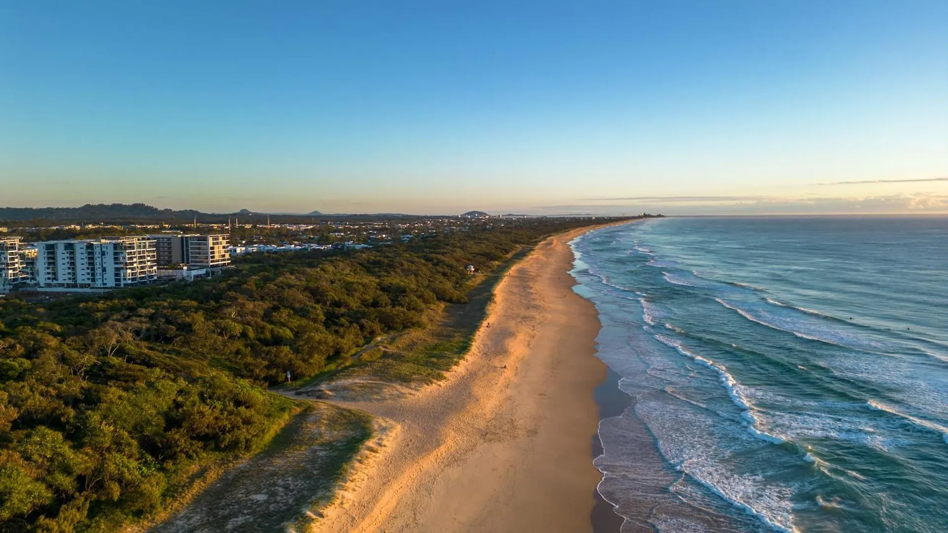 Zinc Bokarina Beach Apartment Kawana Waters