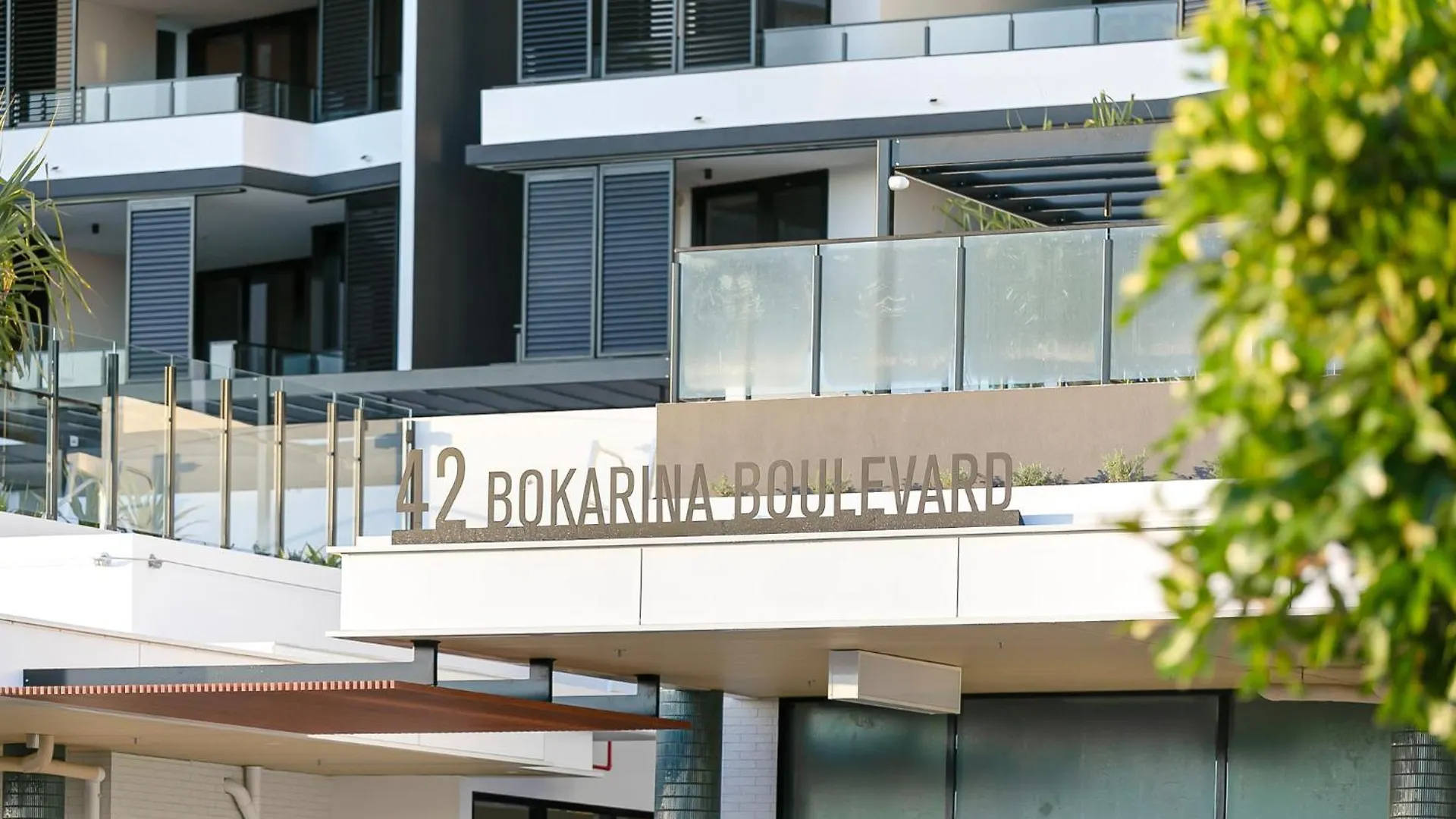 Zinc Bokarina Beach Apartment Kawana Waters